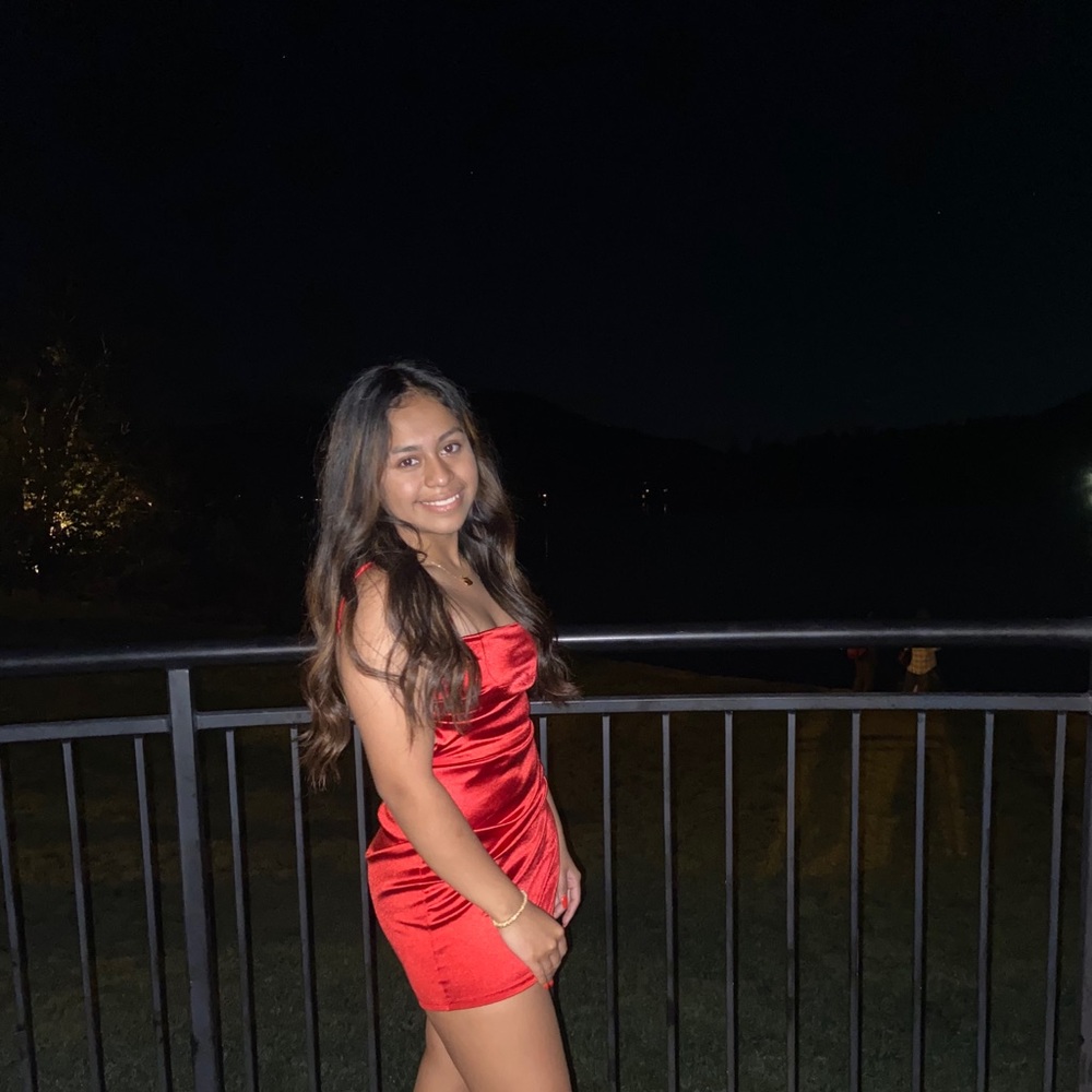 Meet your Posher, Maria